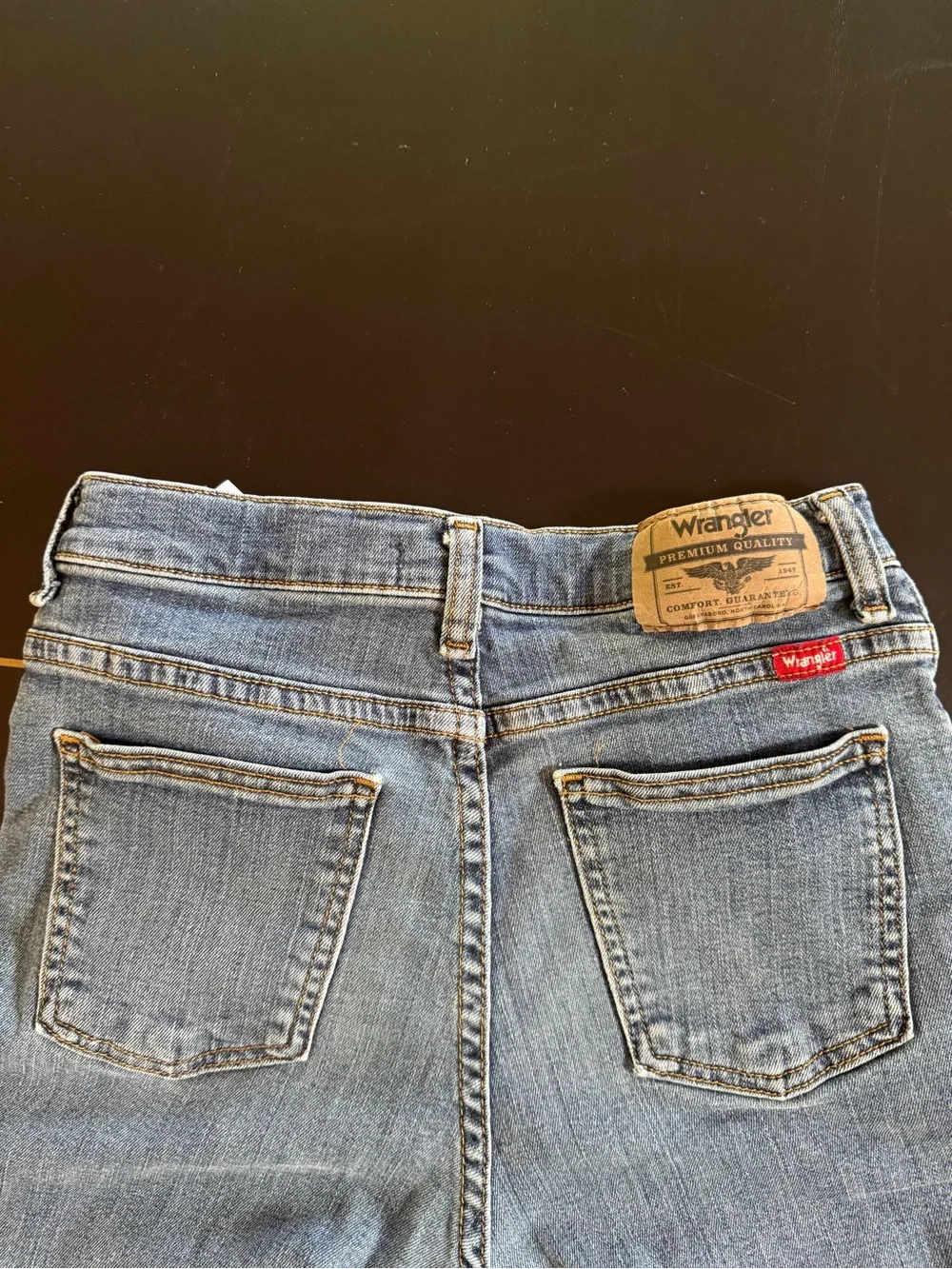 Wrangler slim feminine